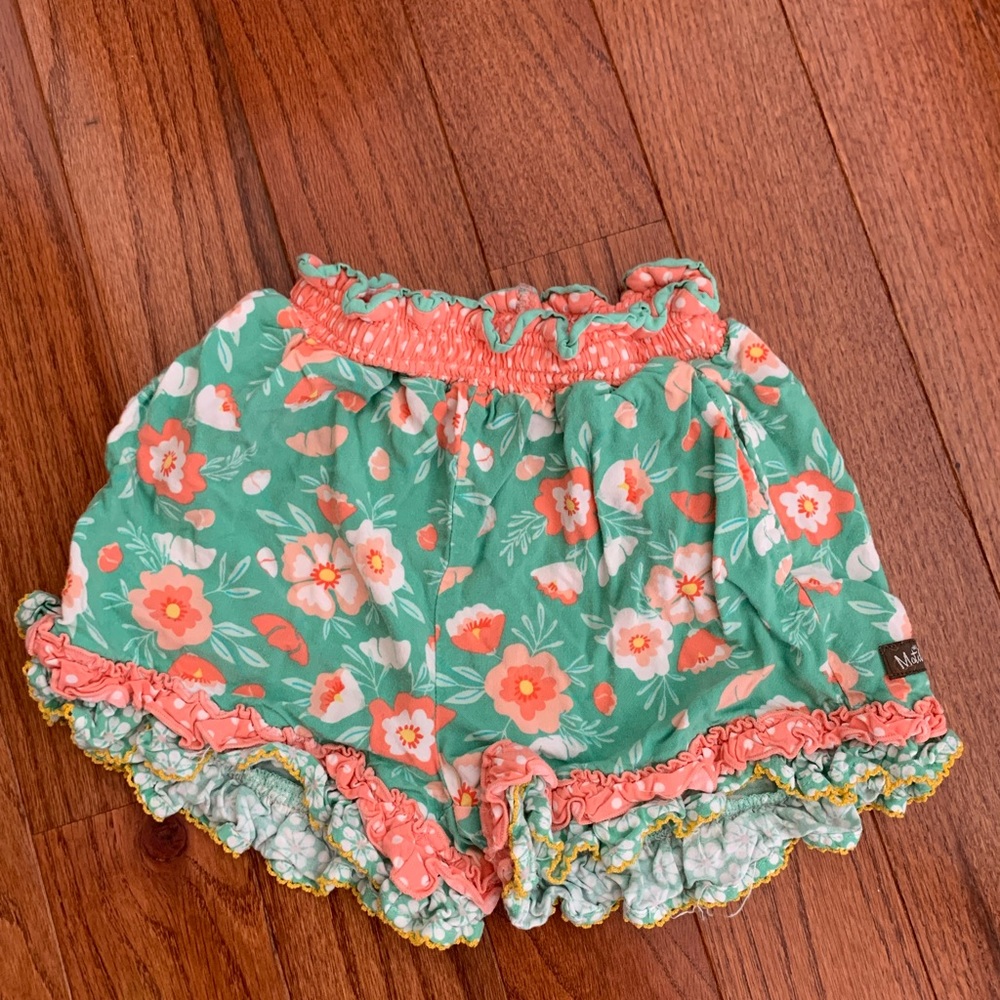 MJ size 6 girls shorts